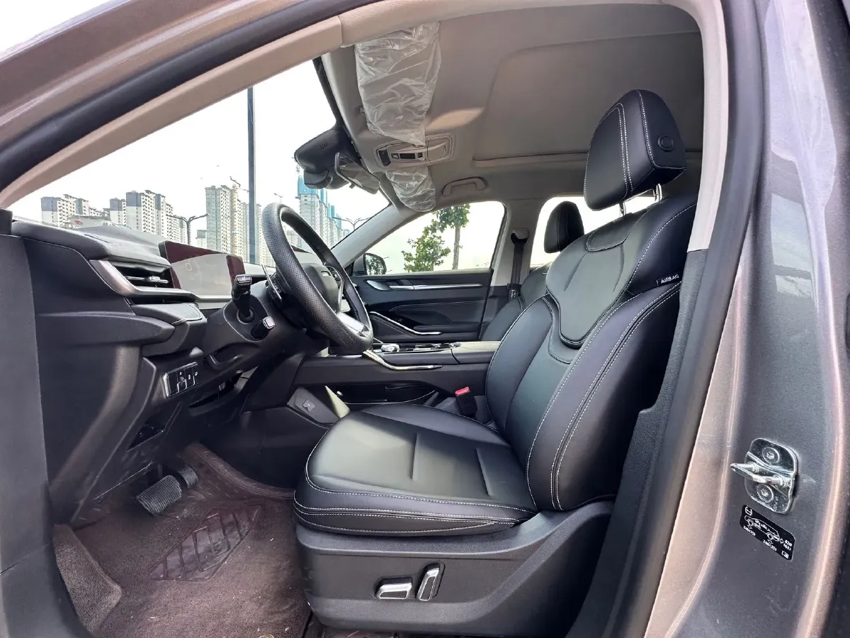 2024 Haval H6 1.5T 184HP L4 7DCT,autocango,china used car exporter,china ev exporter,chinese used car exporter,chinese used ev exporter