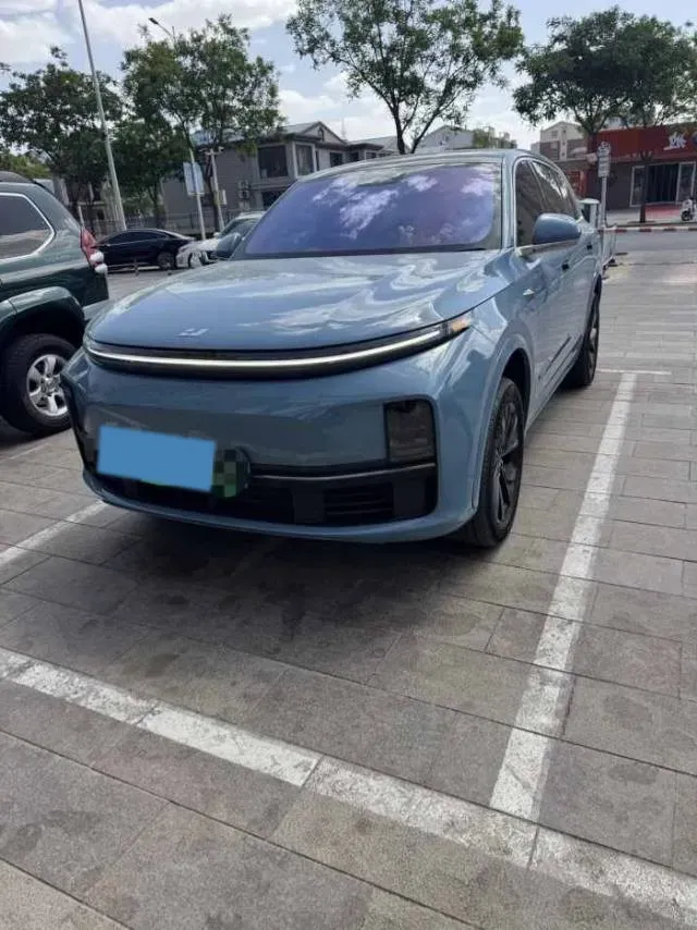 2023 Li L7 Range Extended 154HP REEV 40.9KWH,autocango,china used car exporter,china ev exporter,chinese used car exporter,chinese used ev exporter