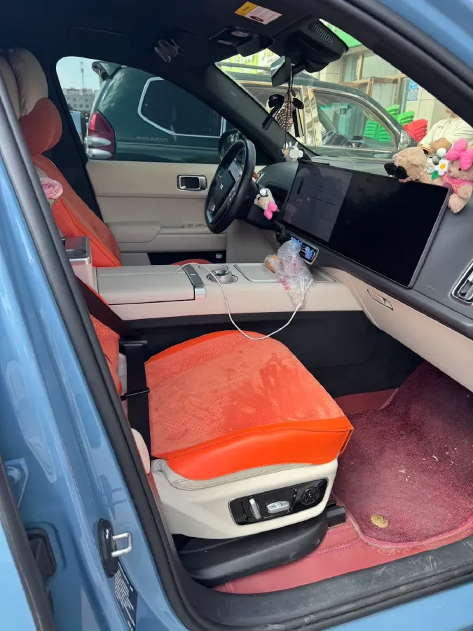 2023 Li L7 Range Extended 154HP REEV 40.9KWH,autocango,china used car exporter,china ev exporter,chinese used car exporter,chinese used ev exporter