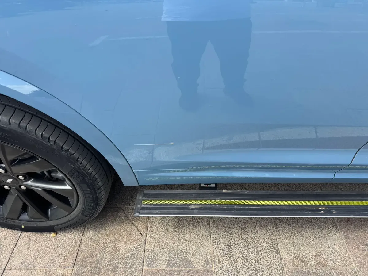 2023 Li L7 Range Extended 154HP REEV 40.9KWH,autocango,china used car exporter,china ev exporter,chinese used car exporter,chinese used ev exporter