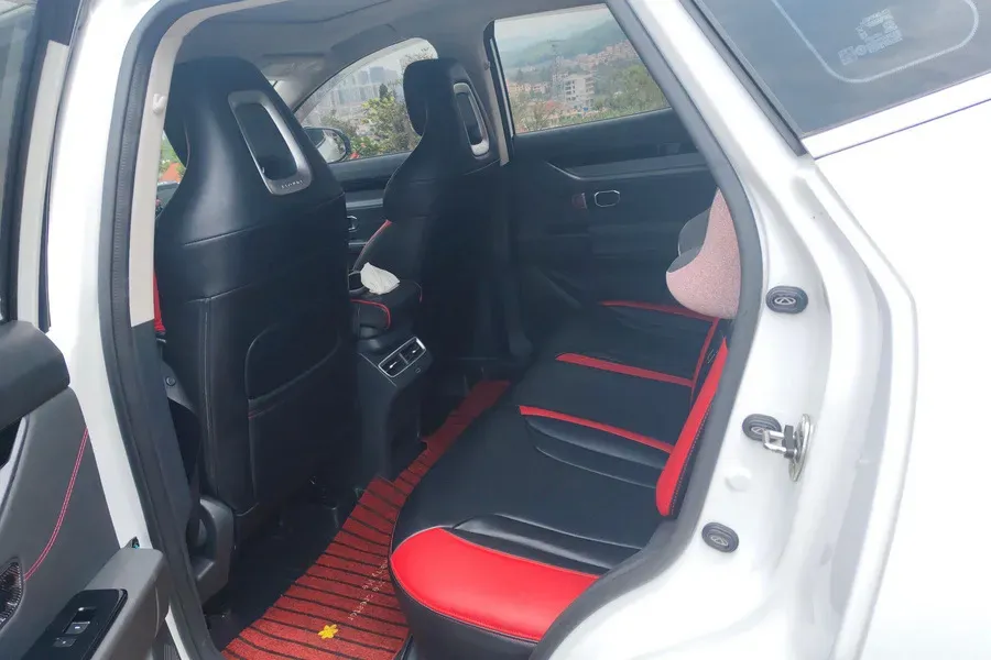 2024 Jetour DASHING 1.5T 156HP L4 6DCT,autocango,china used car exporter,china ev exporter,chinese used car exporter,chinese used ev exporter