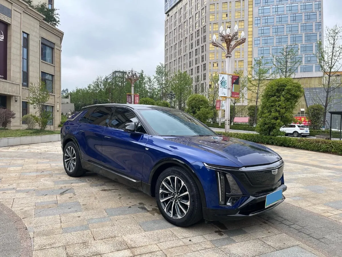2022 Cadillac IQ Lyriq BEV 95.7KWH,autocango,china used car exporter,china ev exporter,chinese used car exporter,chinese used ev exporter