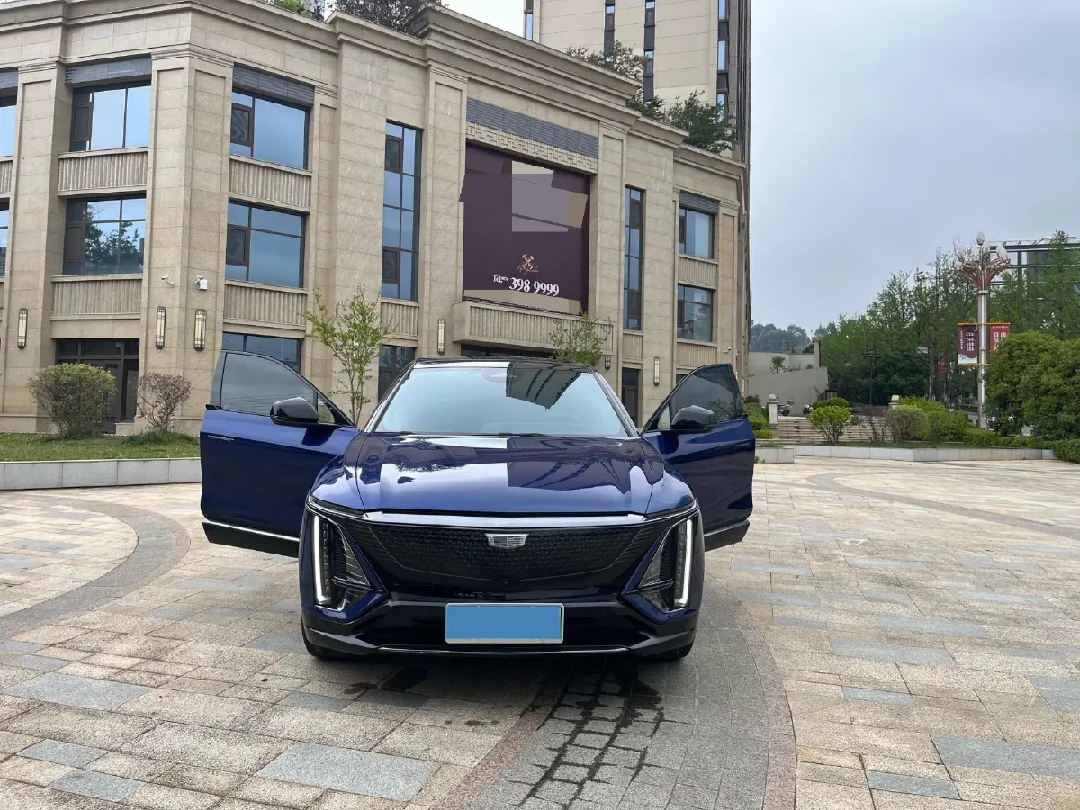 2022 Cadillac IQ Lyriq BEV 95.7KWH,autocango,china used car exporter,china ev exporter,chinese used car exporter,chinese used ev exporter
