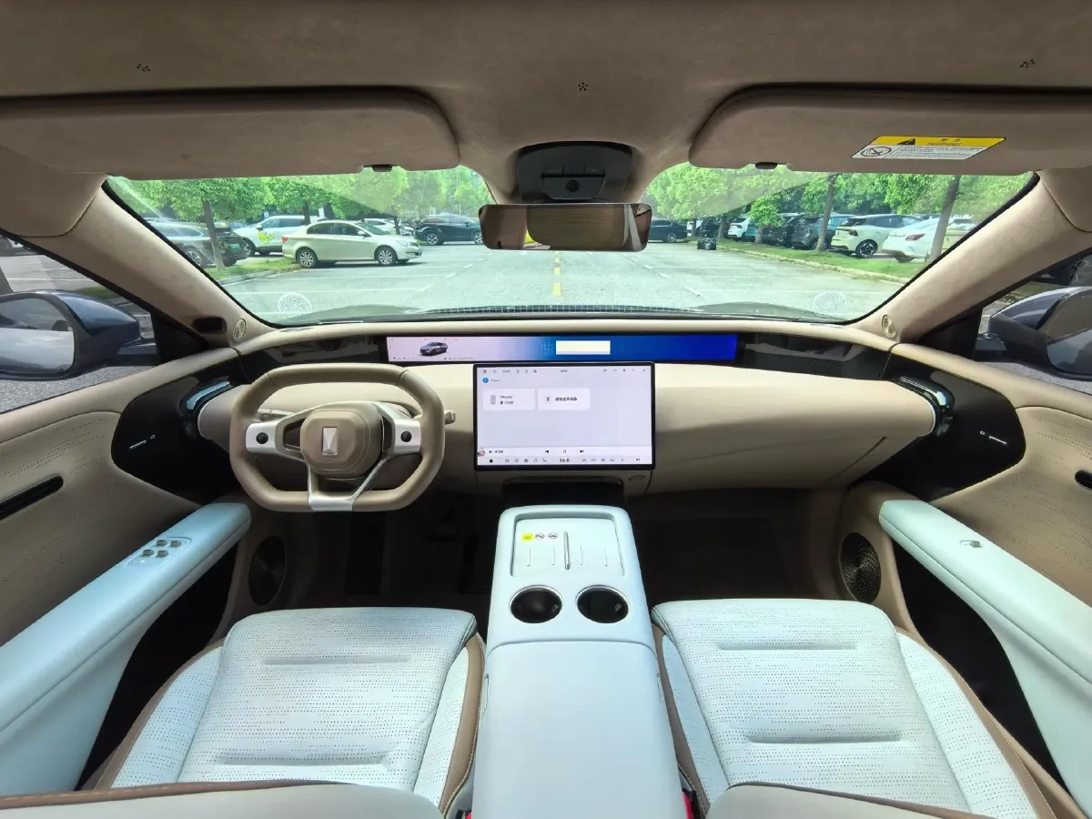 2024 Avatr 07 1.5T 156HP L4 REEV 39.05KWH,autocango,china used car exporter,china ev exporter,chinese used car exporter,chinese used ev exporter