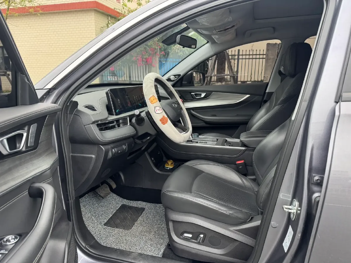 2023 Chery Tiggo 8 1.6T 197HP L4 7DCT,autocango,china used car exporter,china ev exporter,chinese used car exporter,chinese used ev exporter