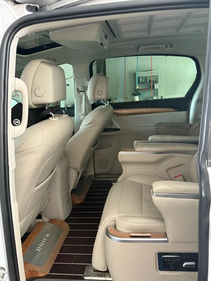 2018 Buick GL8 2.0T 260HP L4 6AT,autocango,china used car exporter,china ev exporter,chinese used car exporter,chinese used ev exporter