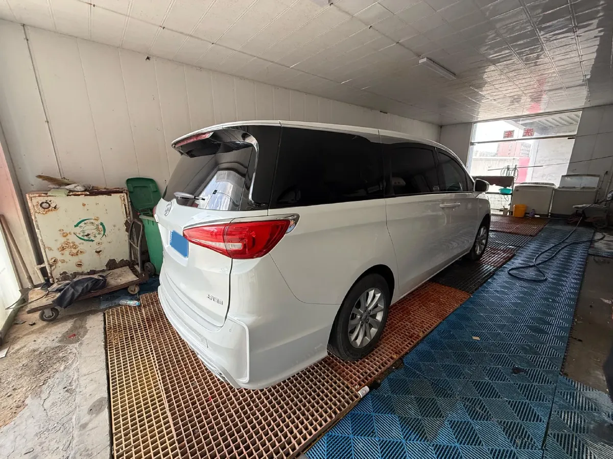 2018 Buick GL8 2.0T 260HP L4 6AT,autocango,china used car exporter,china ev exporter,chinese used car exporter,chinese used ev exporter