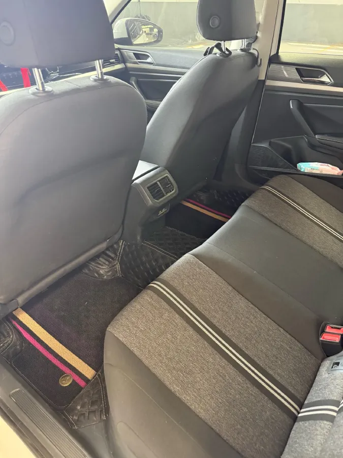2022 Bestune B70 2.0T 224HP L4 6AT,autocango,china used car exporter,china ev exporter,chinese used car exporter,chinese used ev exporter