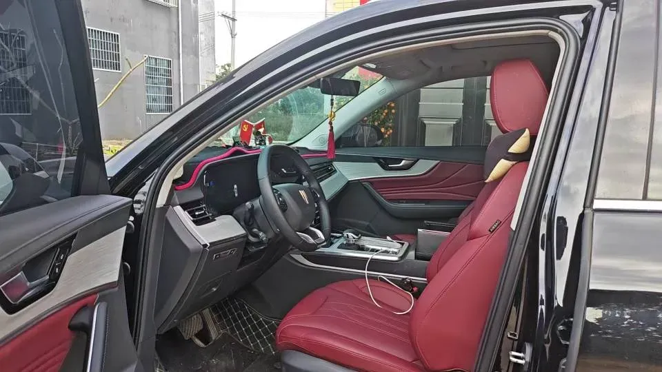2023 HongQi HS5 2.0T 252HP L4 8AT,autocango,china used car exporter,china ev exporter,chinese used car exporter,chinese used ev exporter