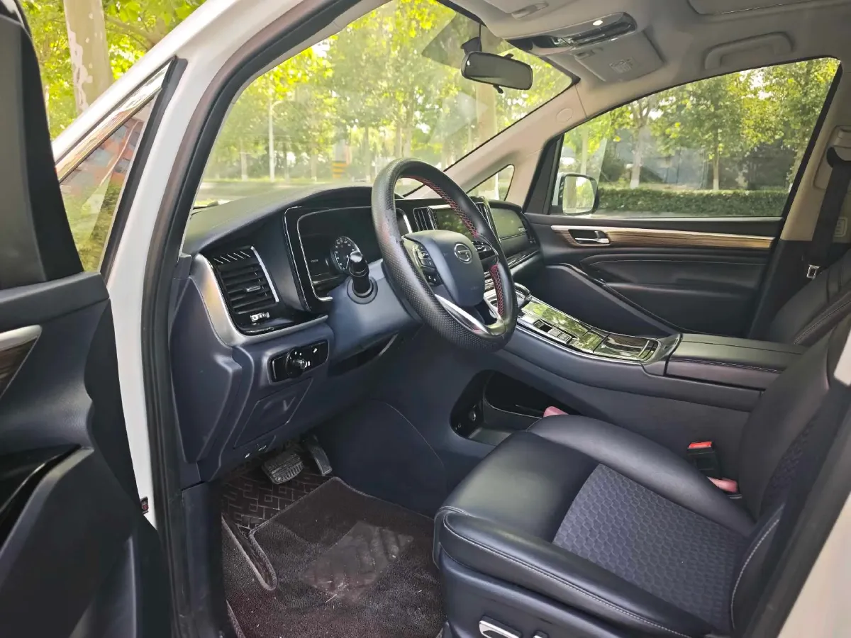 2021 GAC Trumpchi M8 2.0T 252HP L4 8AT,autocango,china used car exporter,china ev exporter,chinese used car exporter,chinese used ev exporter