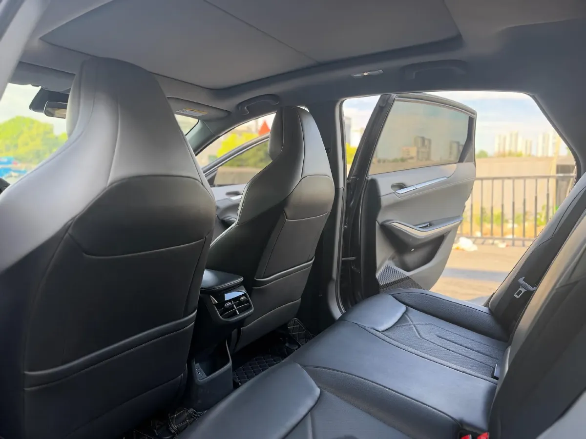 2023 ChangAn Raeton Plus 1.5T 188HP L4 7DCT,autocango,china used car exporter,china ev exporter,chinese used car exporter,chinese used ev exporter