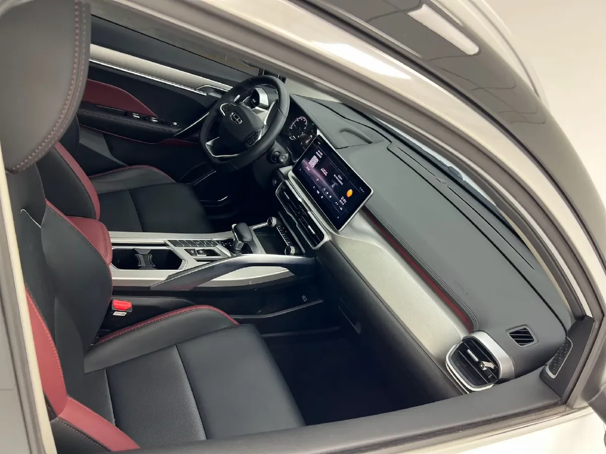 2021 Geely Coolray 1.4T 141HP L4 6DCT,autocango,china used car exporter,china ev exporter,chinese used car exporter,chinese used ev exporter