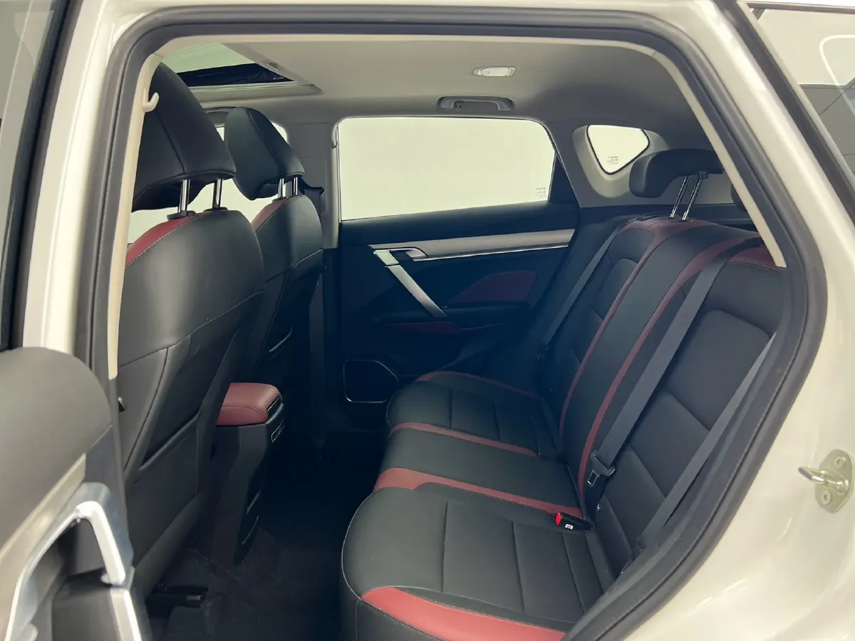 2021 Geely Coolray 1.4T 141HP L4 6DCT,autocango,china used car exporter,china ev exporter,chinese used car exporter,chinese used ev exporter