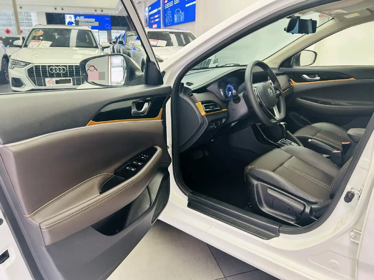 2019 ChangAn Eado DT 1.6L 125HP L4 4AT,autocango,china used car exporter,china ev exporter,chinese used car exporter,chinese used ev exporter