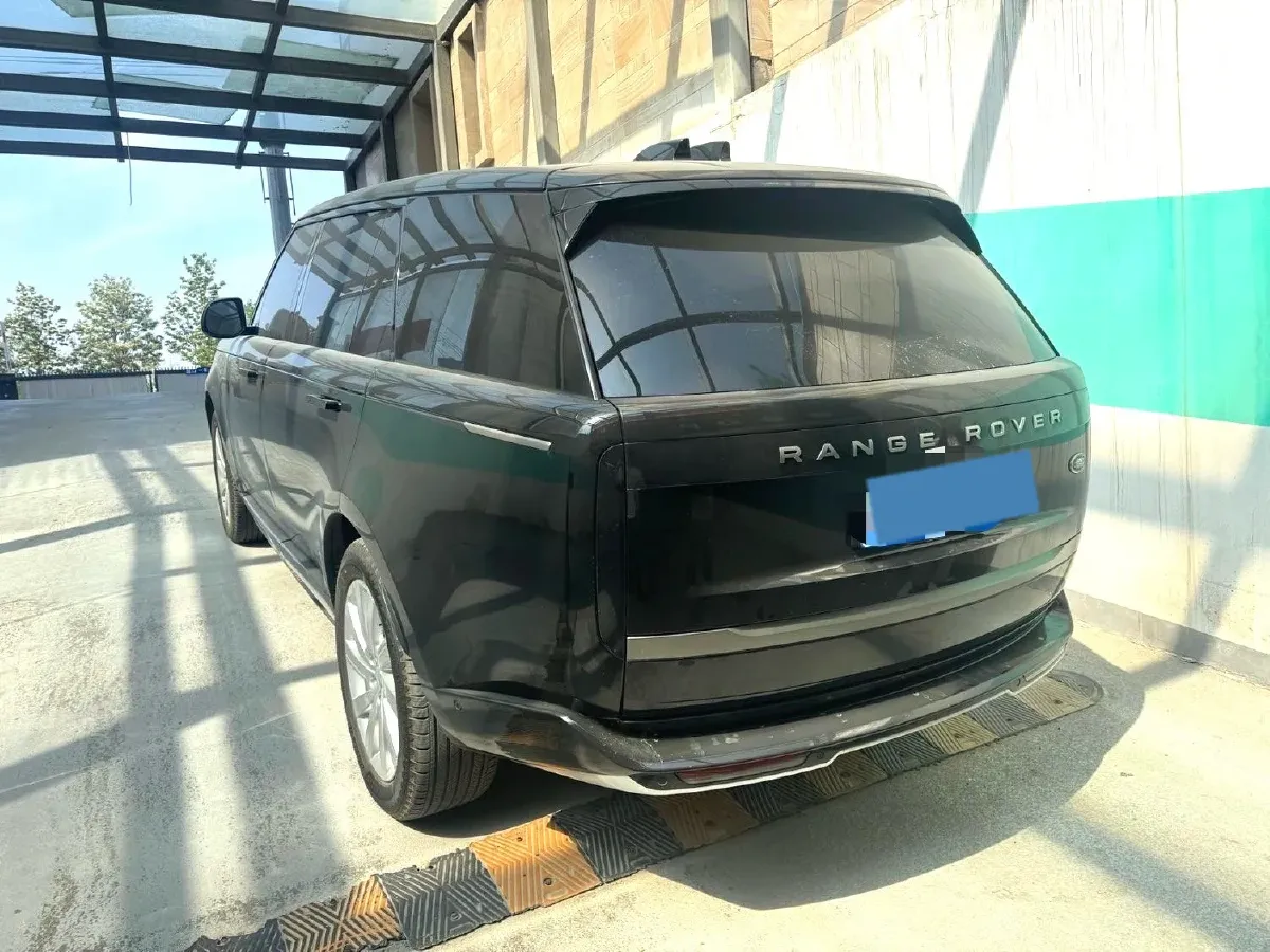2025 Land Rover Range Rover 3.0T 400HP L6 8AT,autocango,china used car exporter,china ev exporter,chinese used car exporter,chinese used ev exporter
