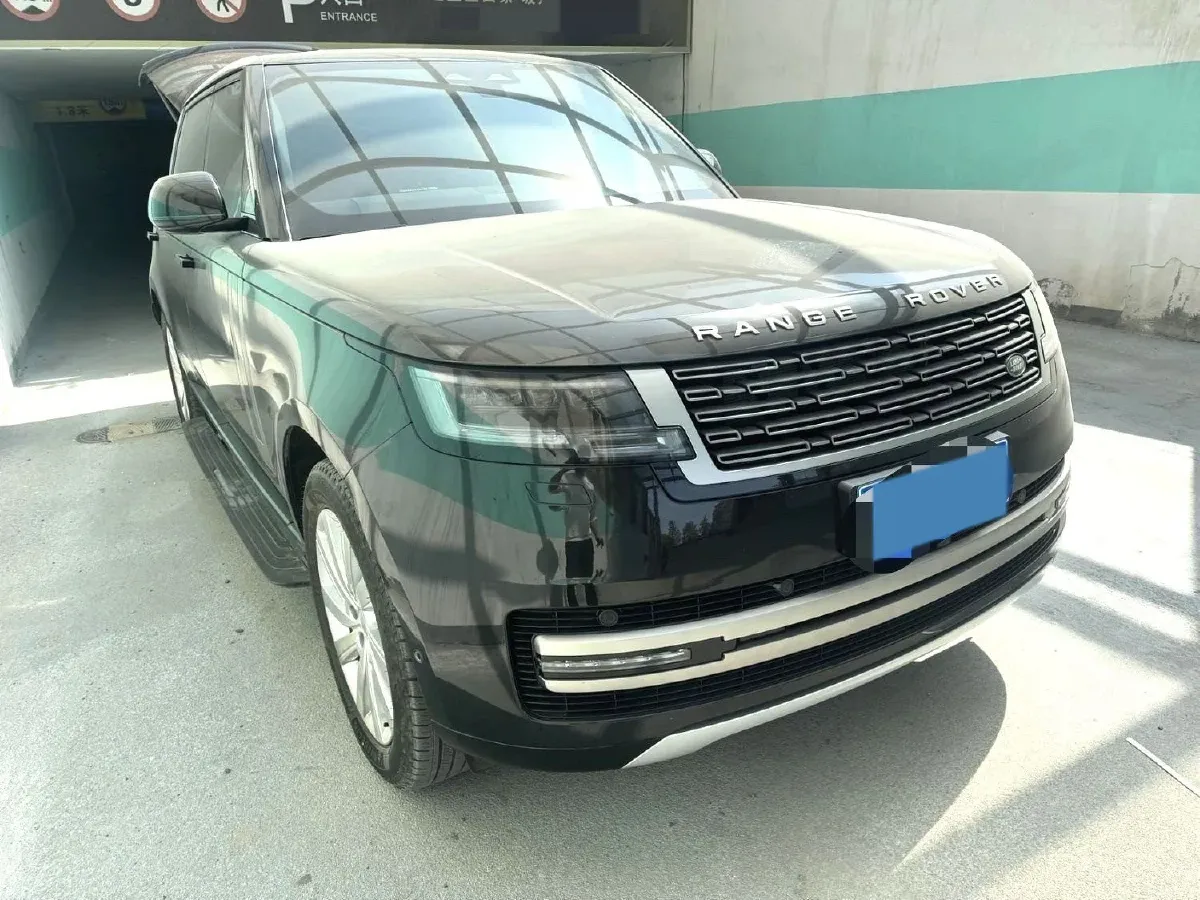 2025 Land Rover Range Rover 3.0T 400HP L6 8AT,autocango,china used car exporter,china ev exporter,chinese used car exporter,chinese used ev exporter