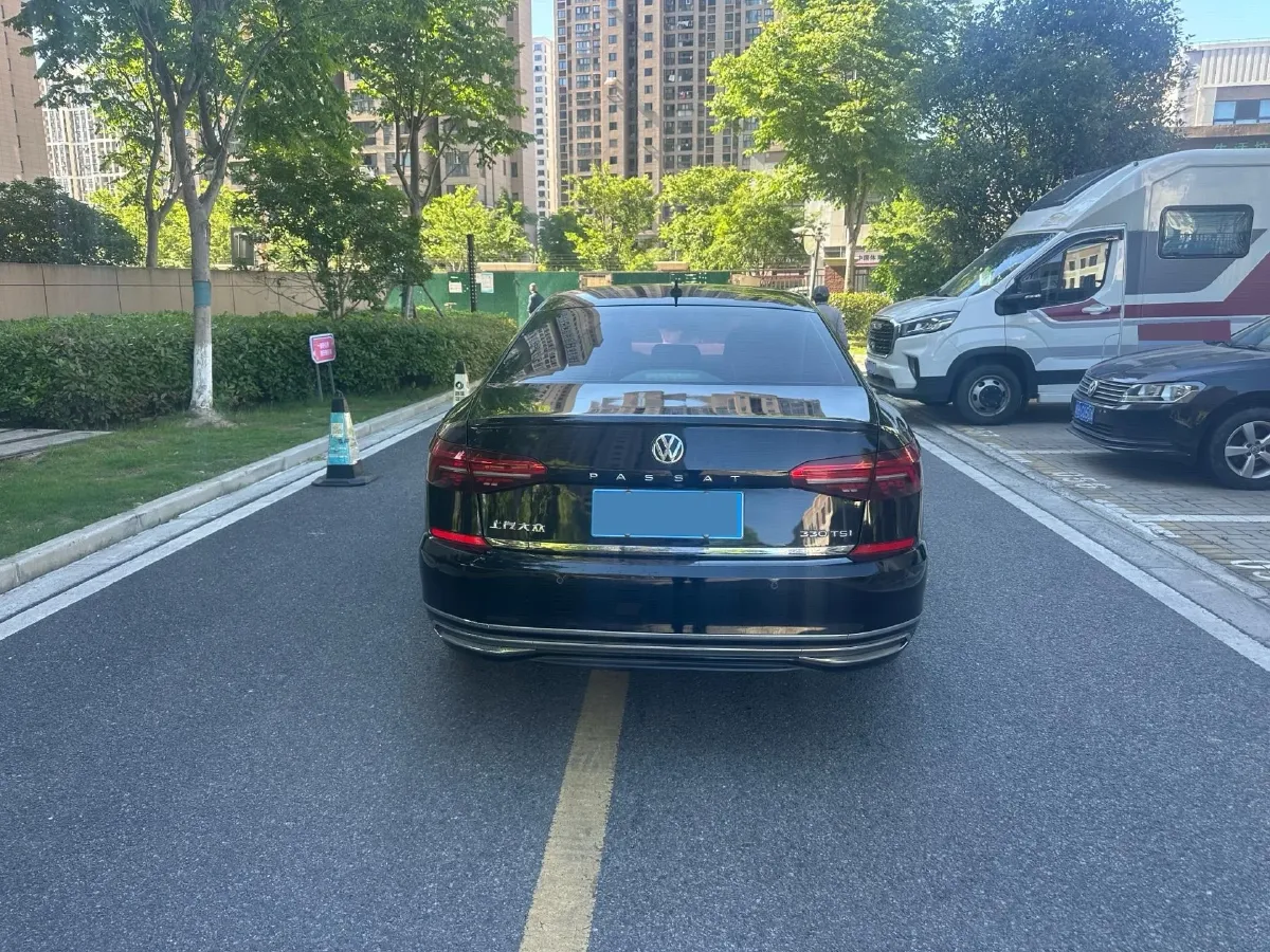 2019 Volvo V40 1.5T 152HP L4 6AT,autocango,china used car exporter,china ev exporter,chinese used car exporter,chinese used ev exporter