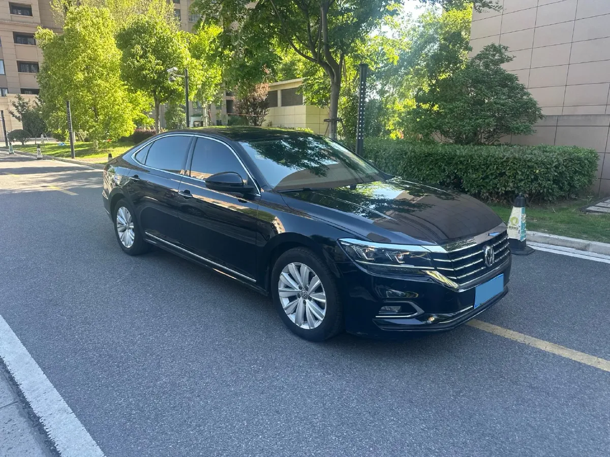 2019 Volvo V40 1.5T 152HP L4 6AT,autocango,china used car exporter,china ev exporter,chinese used car exporter,chinese used ev exporter