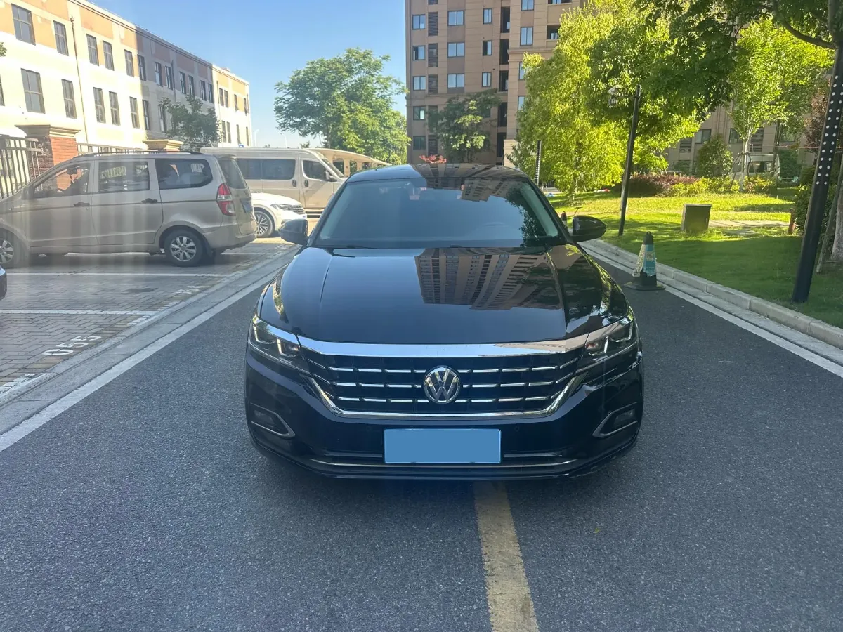 2019 Volvo V40 1.5T 152HP L4 6AT,autocango,china used car exporter,china ev exporter,chinese used car exporter,chinese used ev exporter