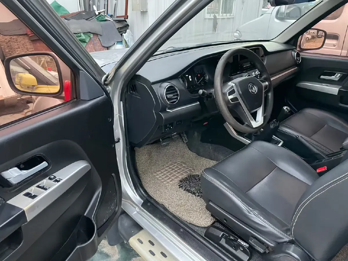 2018 Dongfeng RuiQi 2.4L 139HP L4 5MT,autocango,china used car exporter,china ev exporter,chinese used car exporter,chinese used ev exporter