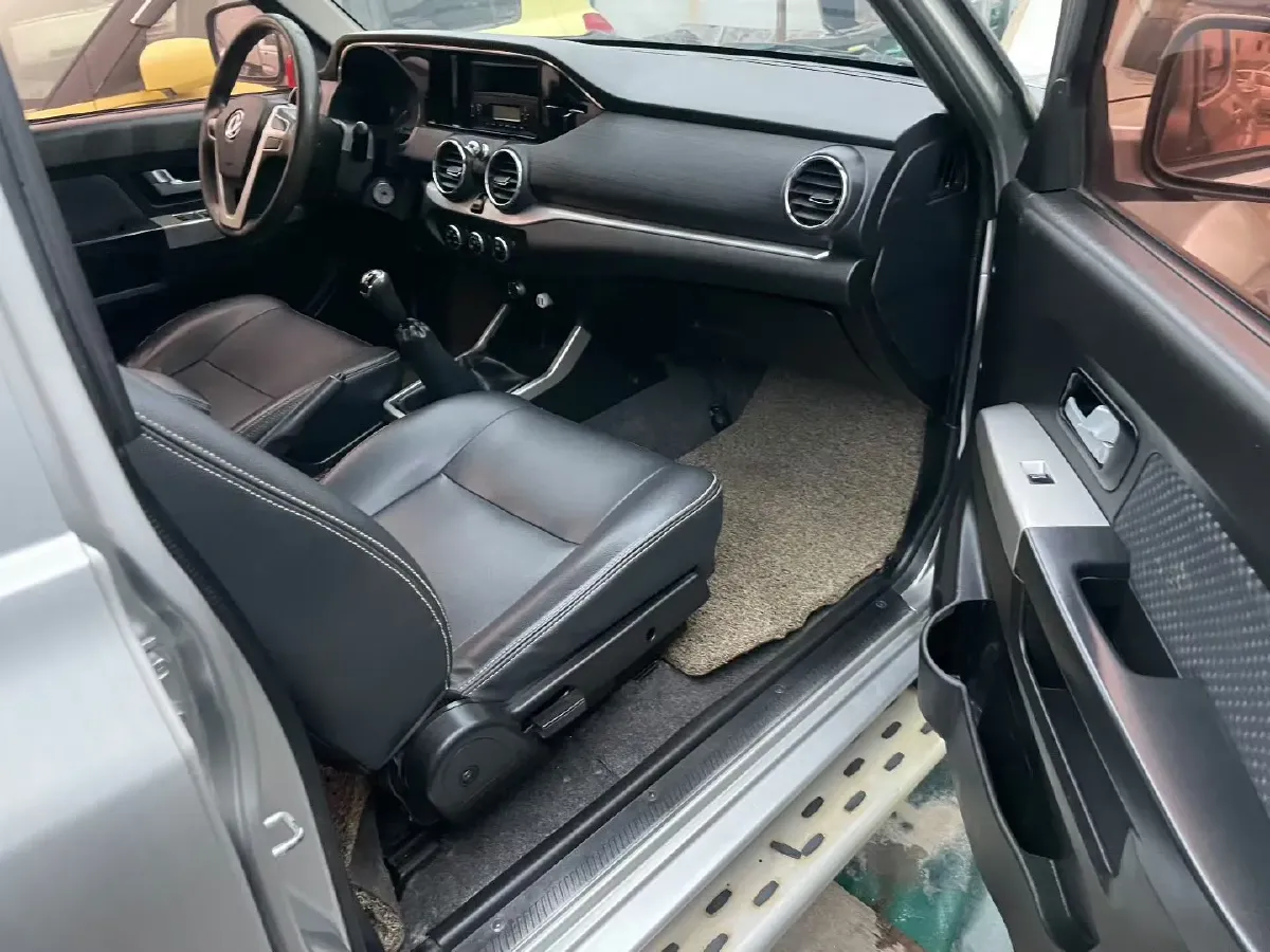 2018 Dongfeng RuiQi 2.4L 139HP L4 5MT,autocango,china used car exporter,china ev exporter,chinese used car exporter,chinese used ev exporter