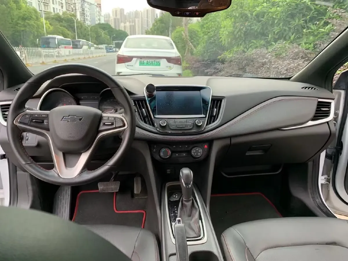 2019 Chevrolet Monza 1.3T 163HP L3 6AT,autocango,china used car exporter,china ev exporter,chinese used car exporter,chinese used ev exporter