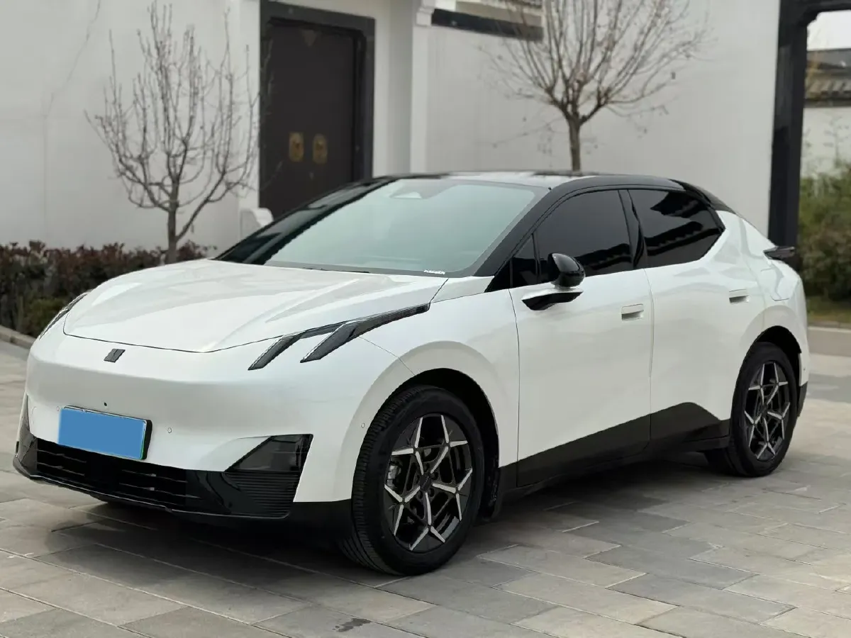 2025 Dongfeng Z9 2.0T 258HP L4 8AT,autocango,china used car exporter,china ev exporter,chinese used car exporter,chinese used ev exporter