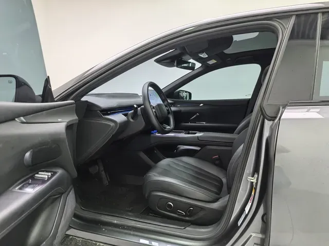 2024 Deepal L07 1.5L 98HP L4 REEV 28.39KWH,autocango,china used car exporter,china ev exporter,chinese used car exporter,chinese used ev exporter