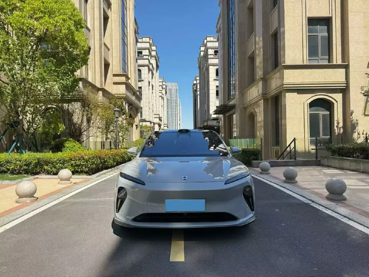 2024 NIO ET5T BEV 75KWH,autocango,china used car exporter,china ev exporter,chinese used car exporter,chinese used ev exporter