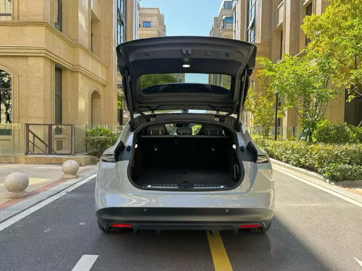 2024 NIO ET5T BEV 75KWH,autocango,china used car exporter,china ev exporter,chinese used car exporter,chinese used ev exporter