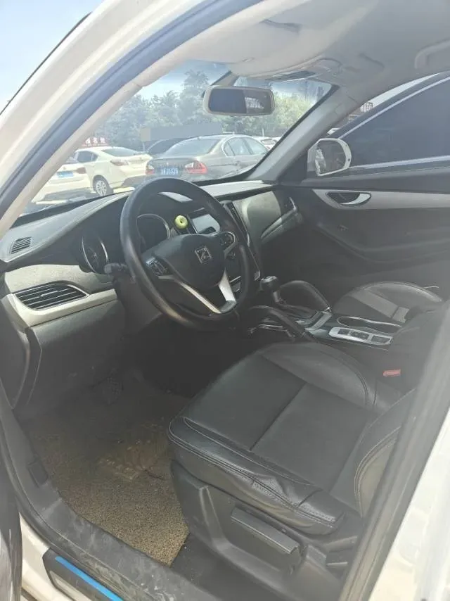 2017 Zotye SR7 1.5T 150HP L4 CVT,autocango,china used car exporter,china ev exporter,chinese used car exporter,chinese used ev exporter