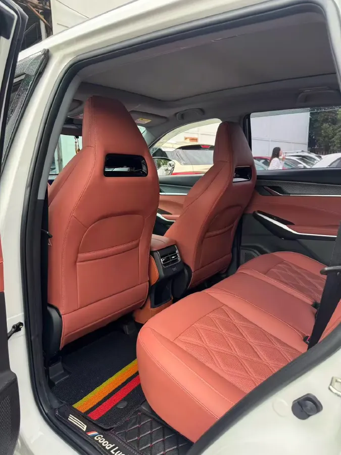 2022 ChangAn CS75 Plus 1.5T 188HP L4 8AT,autocango,china used car exporter,china ev exporter,chinese used car exporter,chinese used ev exporter