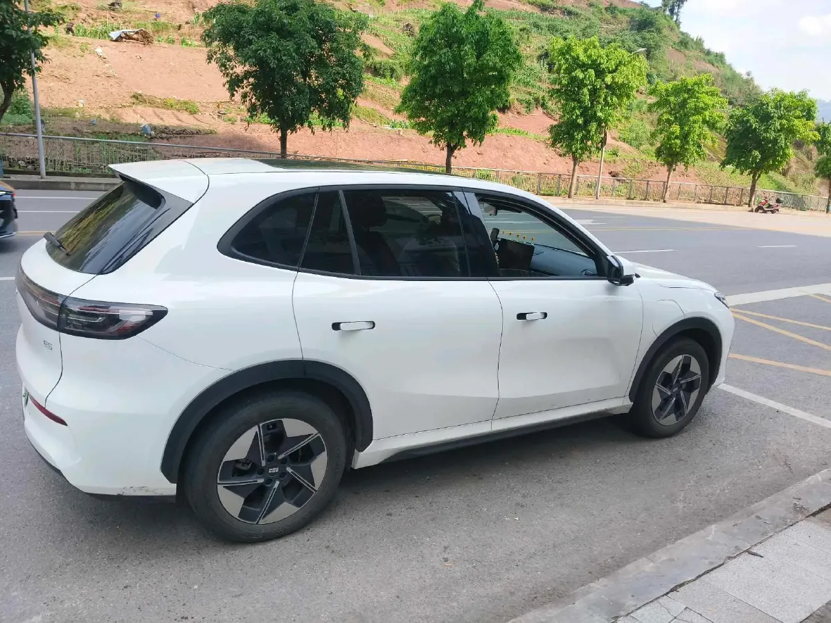 2024 Geely Emgrand L HiP 1.5T 181HP L4 3DHT PHEV 15.5KWH,autocango,china used car exporter,china ev exporter,chinese used car exporter,chinese used ev exporter