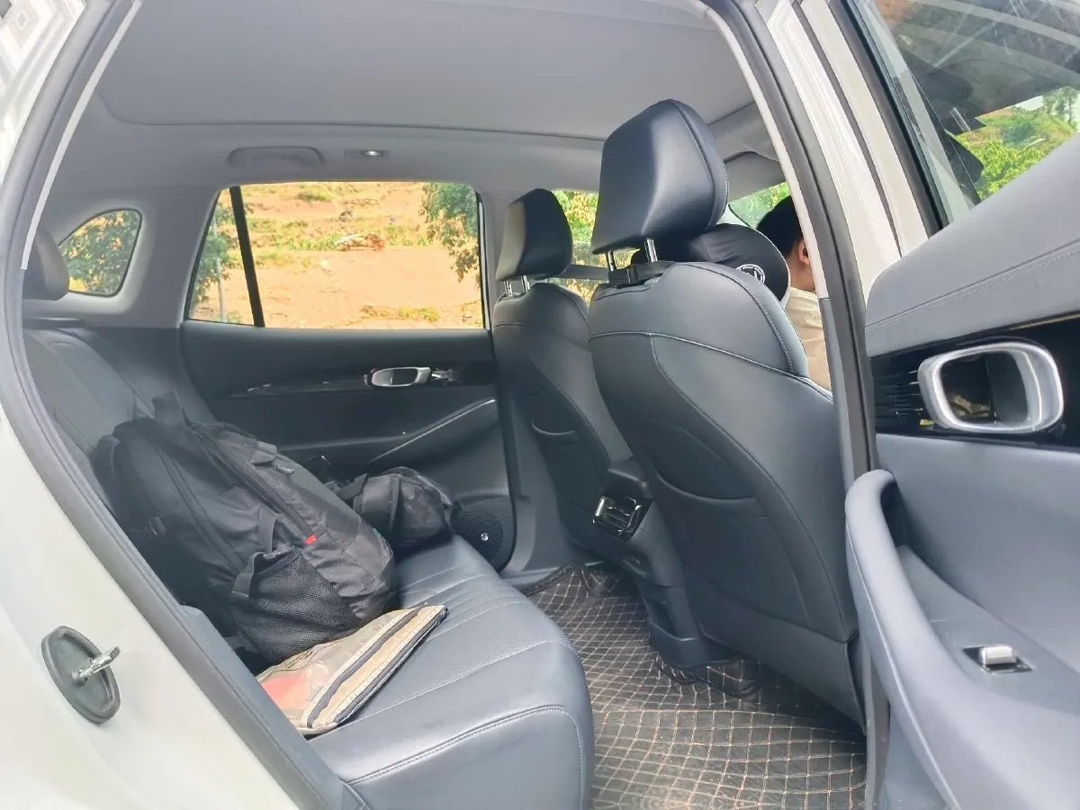 2024 Geely Emgrand L HiP 1.5T 181HP L4 3DHT PHEV 15.5KWH,autocango,china used car exporter,china ev exporter,chinese used car exporter,chinese used ev exporter