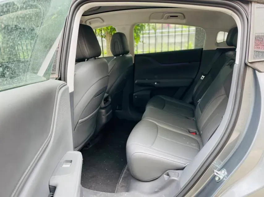 2025 Xpeng G6 BEV 68.5KWH,autocango,china used car exporter,china ev exporter,chinese used car exporter,chinese used ev exporter