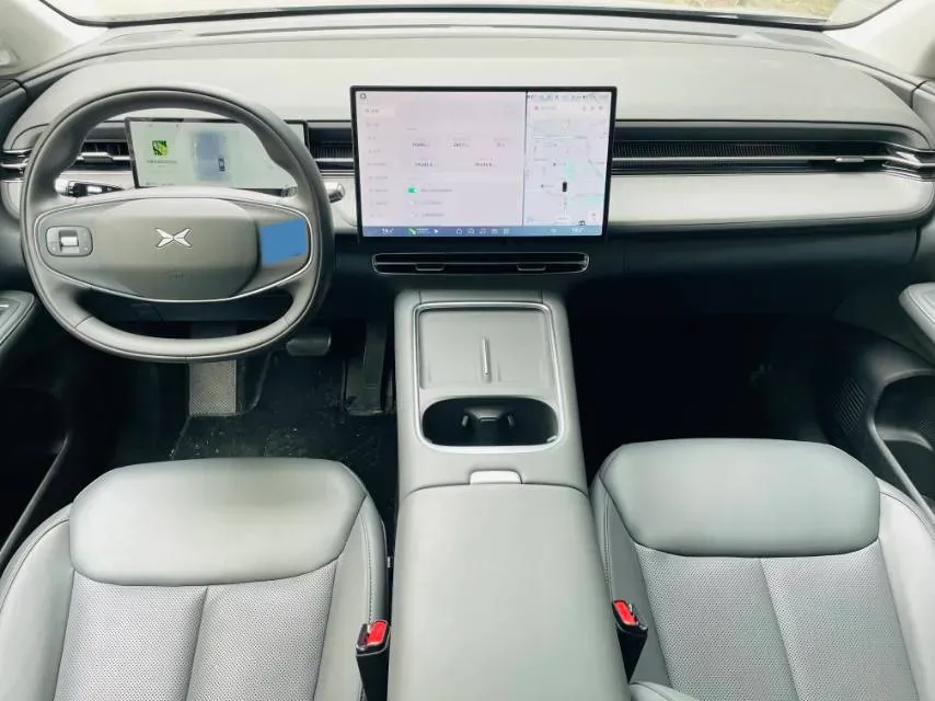 2025 Xpeng G6 BEV 68.5KWH,autocango,china used car exporter,china ev exporter,chinese used car exporter,chinese used ev exporter