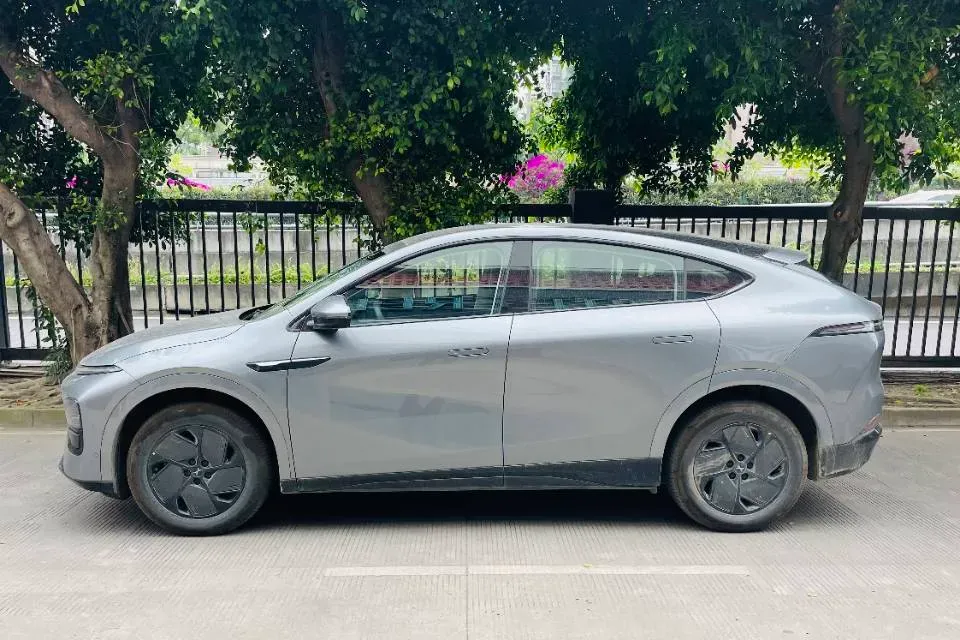 2025 Xpeng G6 BEV 68.5KWH,autocango,china used car exporter,china ev exporter,chinese used car exporter,chinese used ev exporter