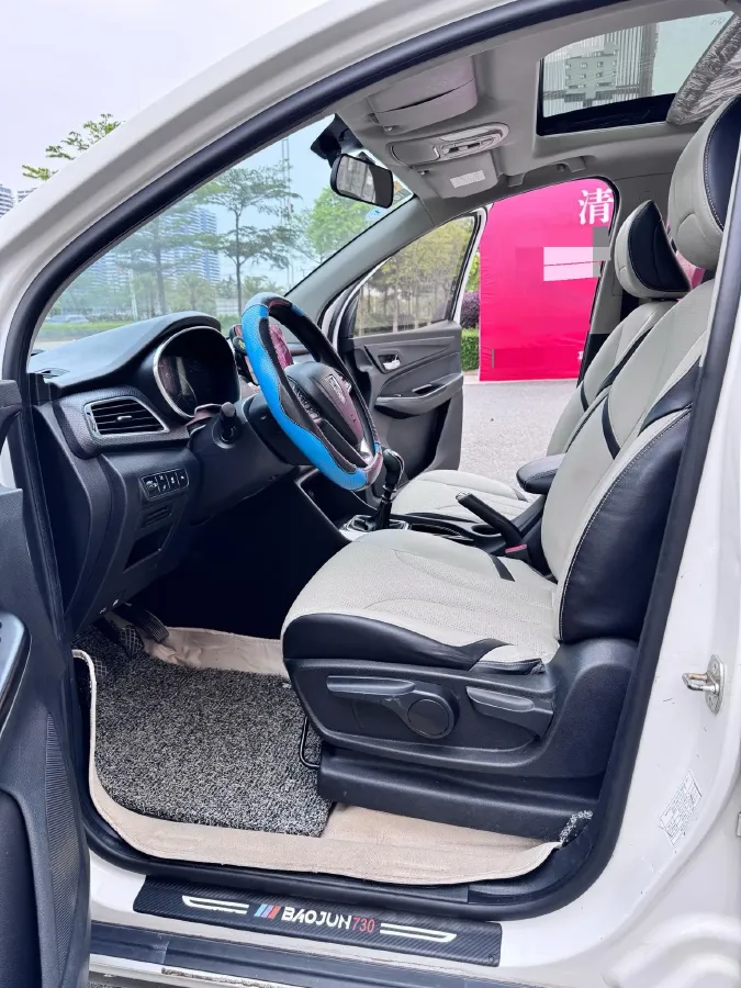 2017 BaoJun 730 1.5T 150HP L4 6MT,autocango,china used car exporter,china ev exporter,chinese used car exporter,chinese used ev exporter