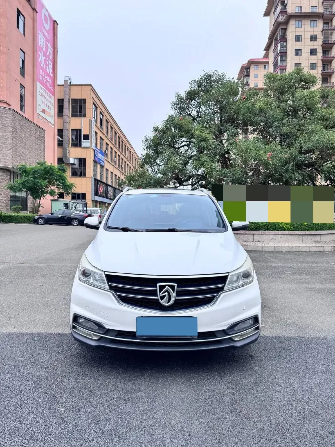 2017 BaoJun 730 1.5T 150HP L4 6MT,autocango,china used car exporter,china ev exporter,chinese used car exporter,chinese used ev exporter