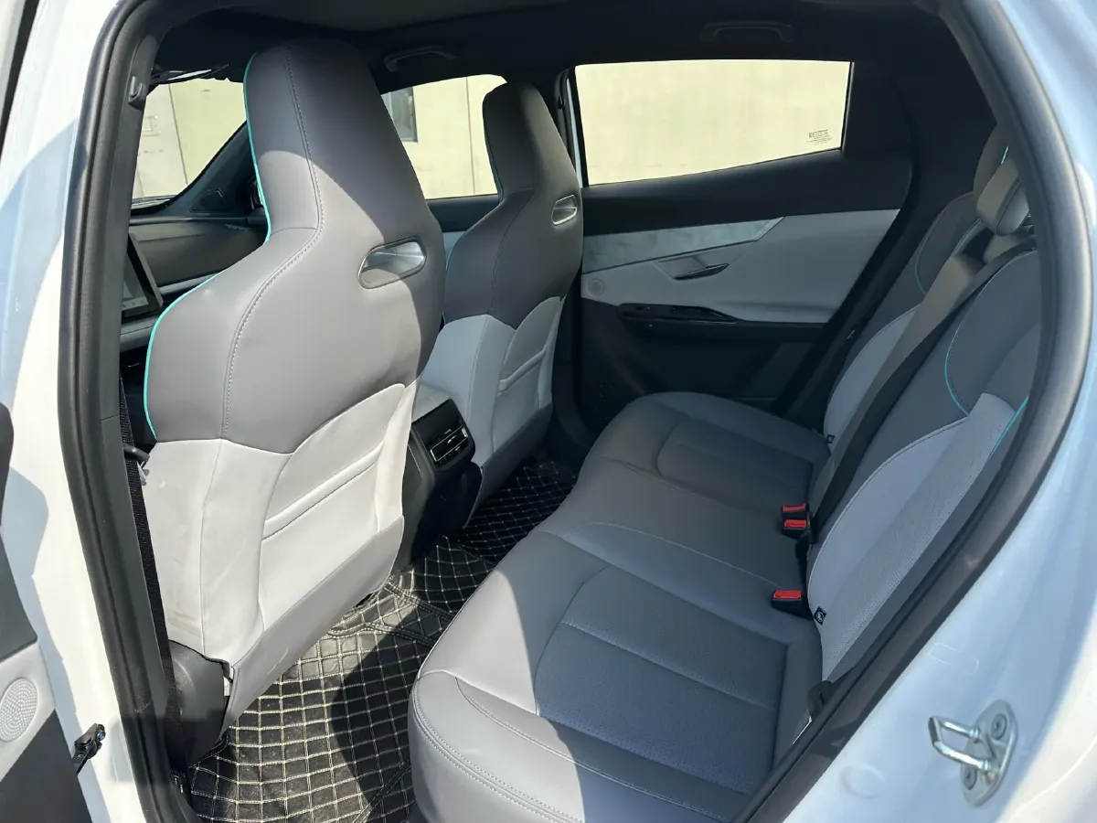 2023 ChangAn UNI-T 1.5T 188HP L4 7DCT,autocango,china used car exporter,china ev exporter,chinese used car exporter,chinese used ev exporter