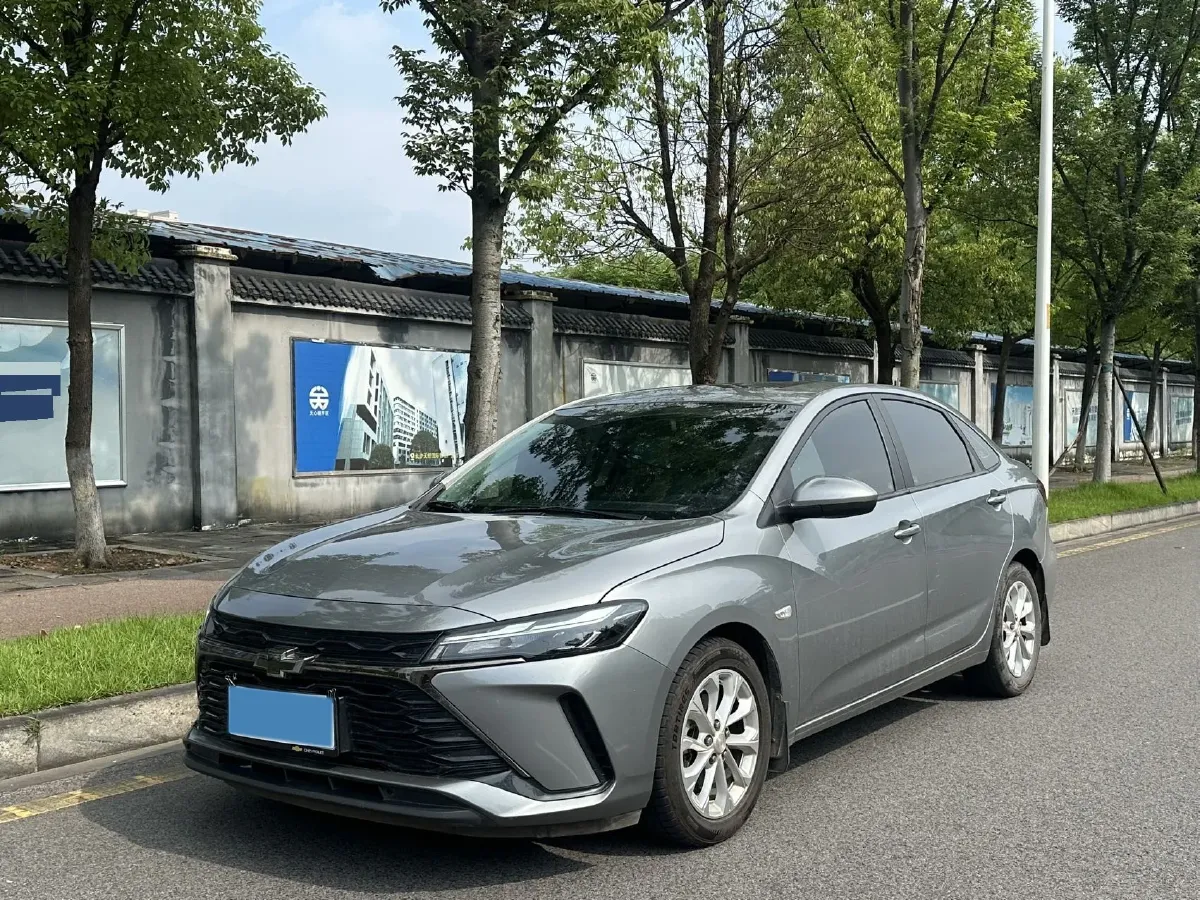 2024 Chevrolet Monza 1.5L 113HP L4 6DCT,autocango,china used car exporter,china ev exporter,chinese used car exporter,chinese used ev exporter
