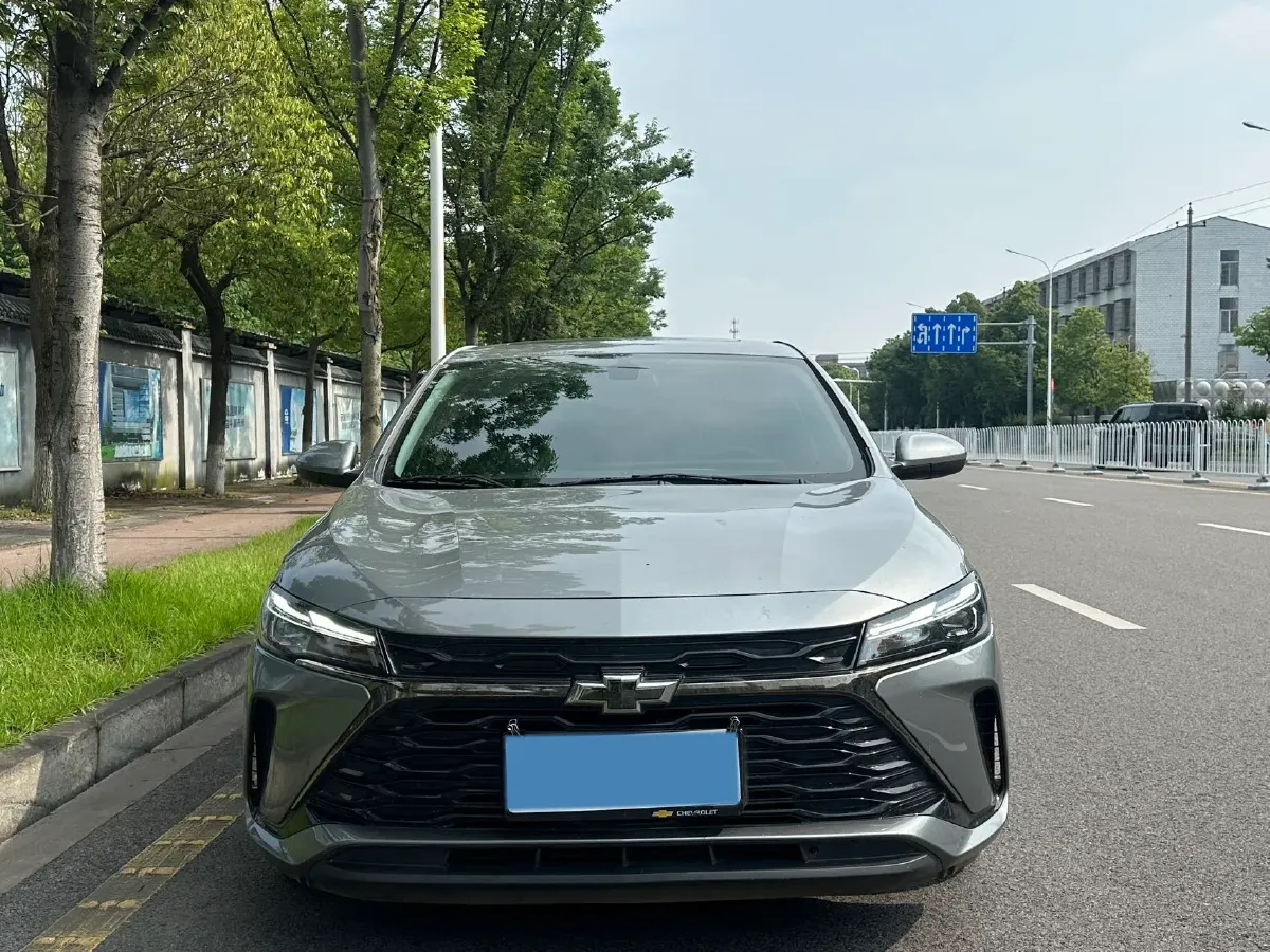 2024 Chevrolet Monza 1.5L 113HP L4 6DCT,autocango,china used car exporter,china ev exporter,chinese used car exporter,chinese used ev exporter