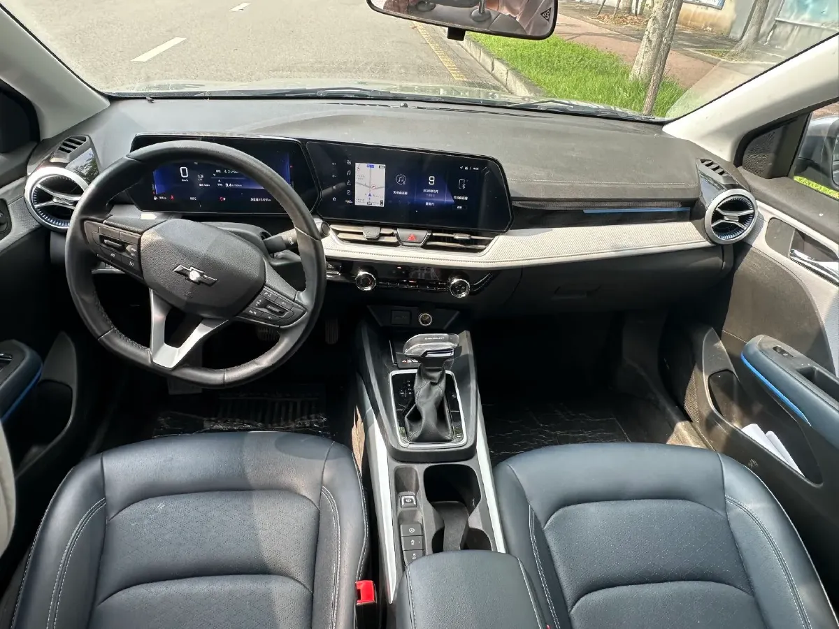 2024 Chevrolet Monza 1.5L 113HP L4 6DCT,autocango,china used car exporter,china ev exporter,chinese used car exporter,chinese used ev exporter