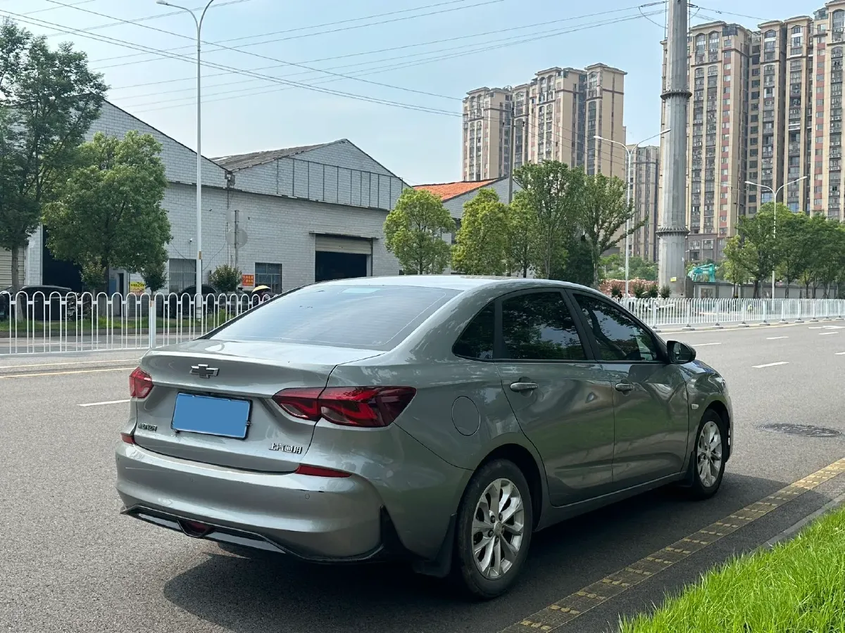 2024 Chevrolet Monza 1.5L 113HP L4 6DCT,autocango,china used car exporter,china ev exporter,chinese used car exporter,chinese used ev exporter