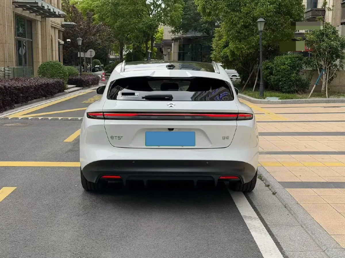 2024 NIO ET5T BEV 75KWH,autocango,china used car exporter,china ev exporter,chinese used car exporter,chinese used ev exporter