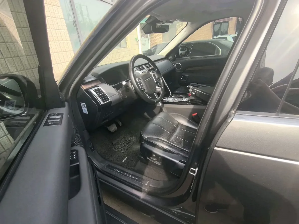 2018 Land Rover Discovery 3.0T 340HP V6 8AT,autocango,china used car exporter,china ev exporter,chinese used car exporter,chinese used ev exporter