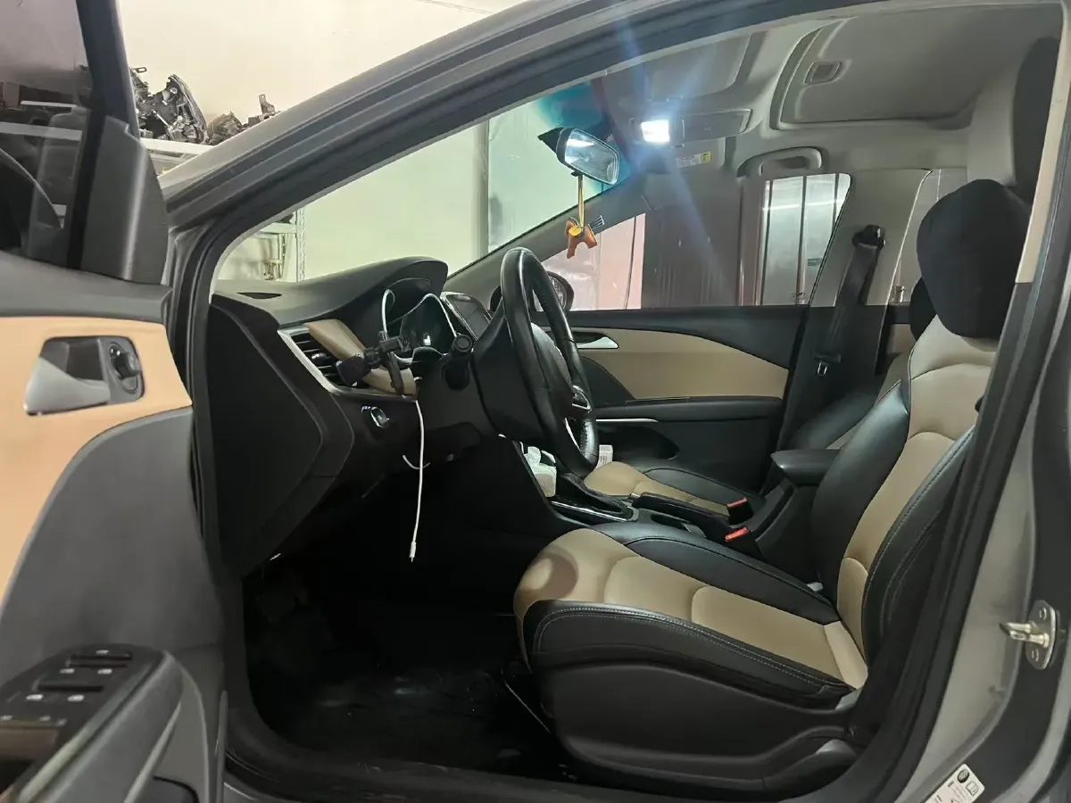 2022 Chevrolet Monza 1.5L 113HP L4 6AT,autocango,china used car exporter,china ev exporter,chinese used car exporter,chinese used ev exporter
