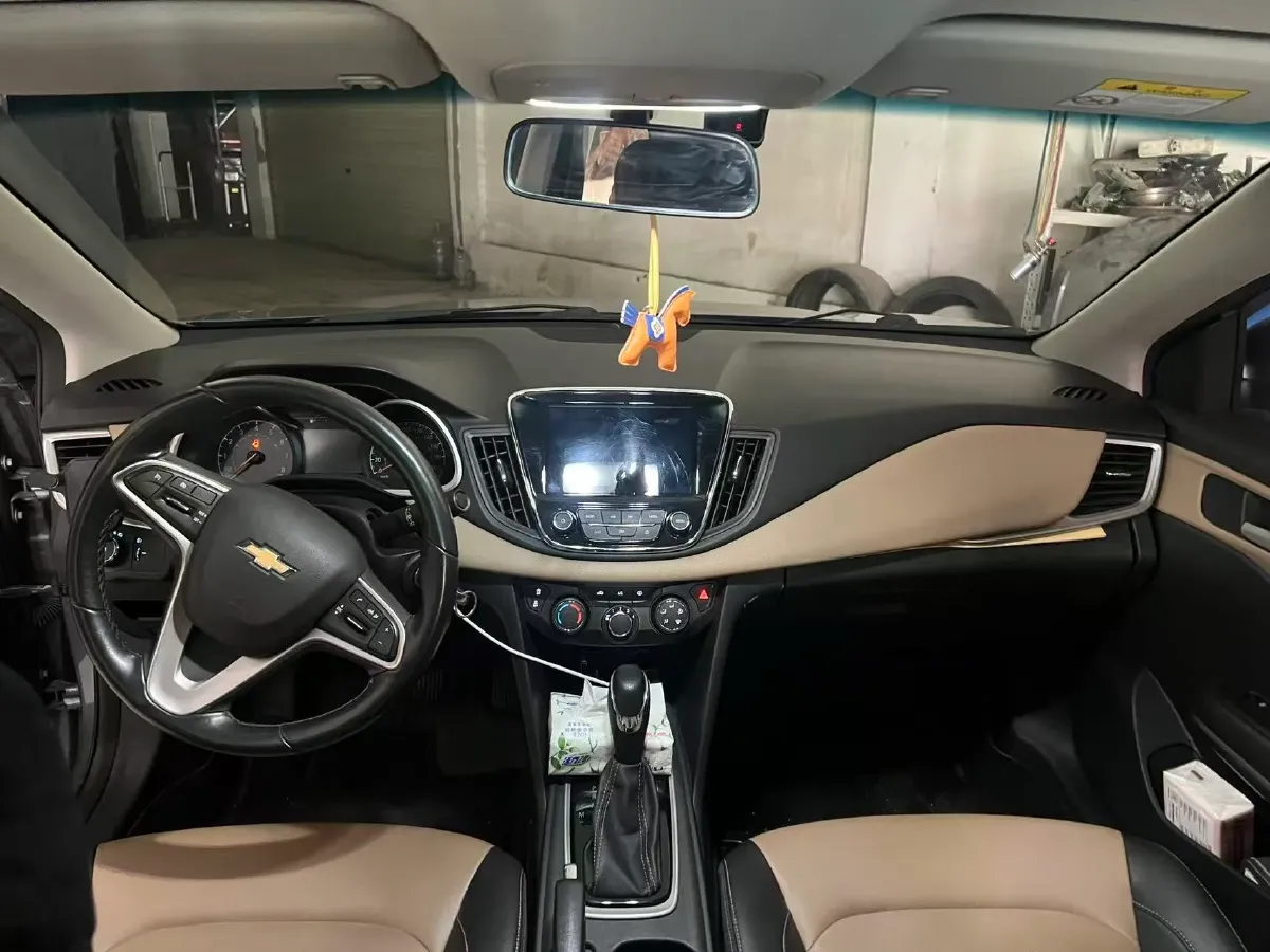 2022 Chevrolet Monza 1.5L 113HP L4 6AT,autocango,china used car exporter,china ev exporter,chinese used car exporter,chinese used ev exporter