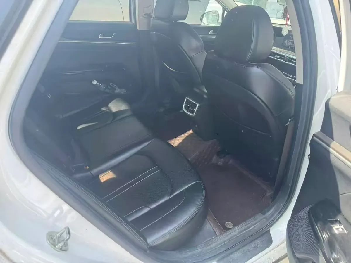2020 Kia K5 1.5T 170HP L4 7DCT,autocango,china used car exporter,china ev exporter,chinese used car exporter,chinese used ev exporter