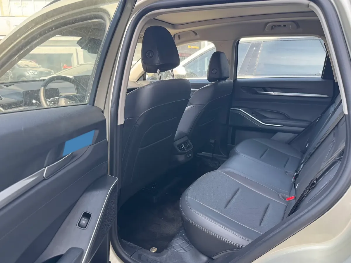 2024 Haval H6 1.5T 184HP L4 7DCT,autocango,china used car exporter,china ev exporter,chinese used car exporter,chinese used ev exporter